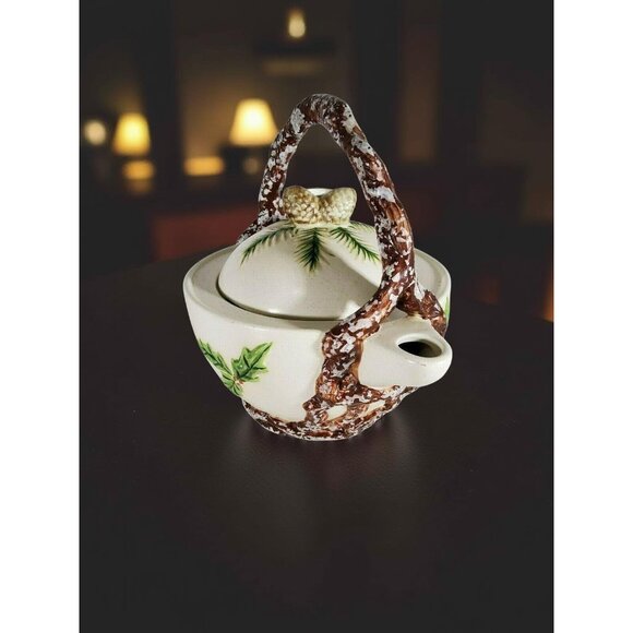 Vintage Ceramic Teapot With Winter Holly Woods Pinecone Design & Textured Brown - Picture 3 of 12